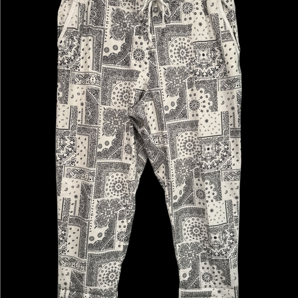 Style & Co. Black and White Geometric Joggers